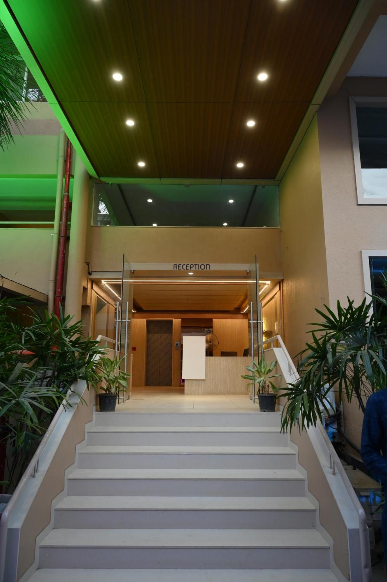 נאסיק Hotel Haldi מראה חיצוני תמונה