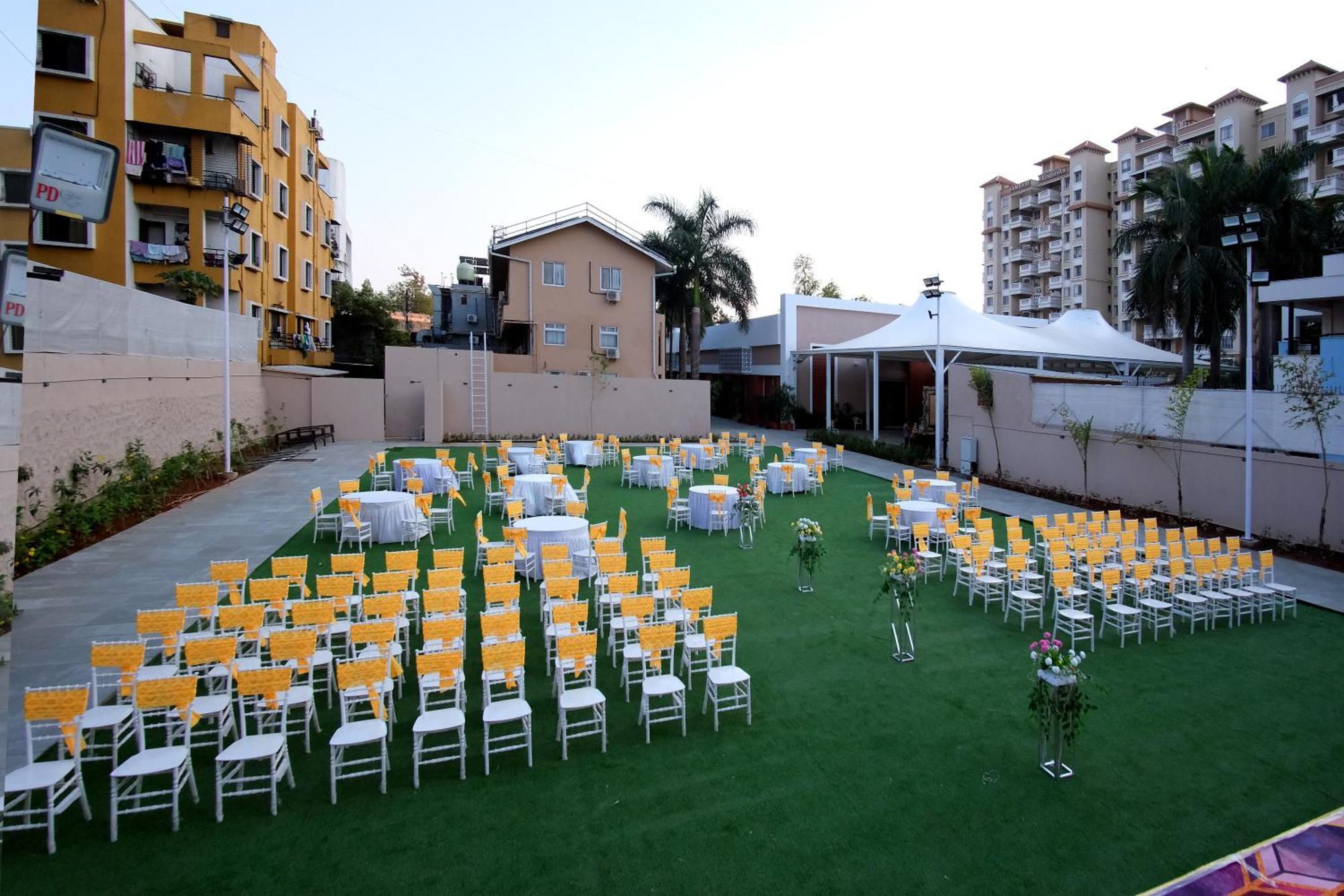 נאסיק Hotel Haldi מראה חיצוני תמונה