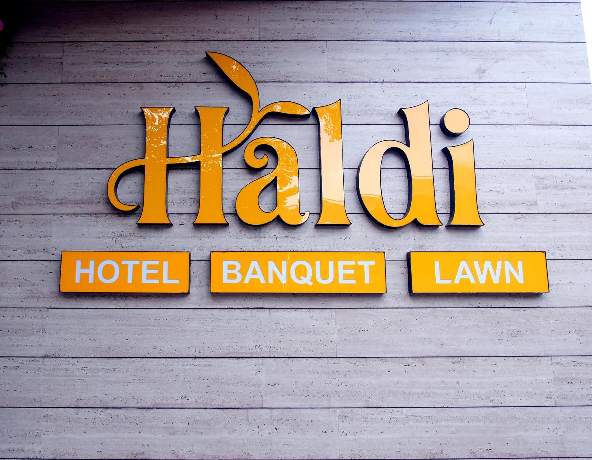 נאסיק Hotel Haldi מראה חיצוני תמונה